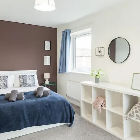 Nyaraló Exquisite 4 Bedroom 2 Bath Parking Etihad Stadium Manchester