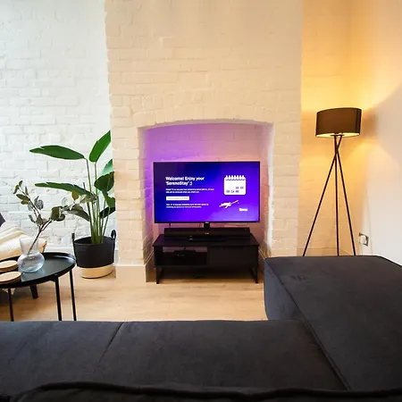 Сasa de vacaciones Stylish Cosy 4-bed Home, Sleeps Up To 10 With Large Sofa Bed, Near Royal Infirmary & Universities, Free Parking & Ultra-fast Wifi Mánchester