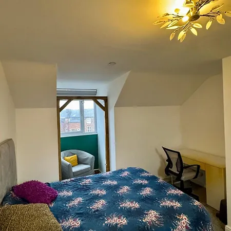 ホームステイ Modern Private Bathroom Minutes From Centre And Quays *