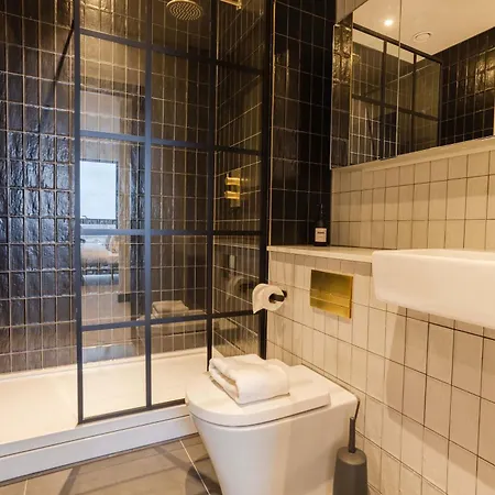 Marron 2br & Walks Apartment *