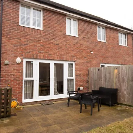 Charming 1br House In Eccles With Free Parking Manchester