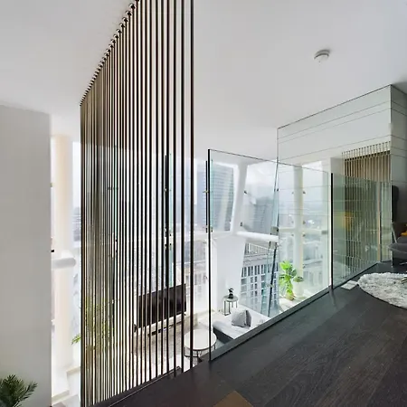 Amazing Skyline Views 3br Duplex With Free Parking 맨체스터