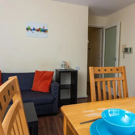 Cosy Stretford In A Prime Location Appartement *