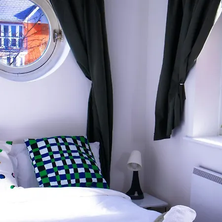 Apartament Great 2bed In Salford Quays With Water View *
