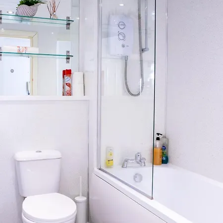 Apartament Great 2bed In Salford Quays With Water View