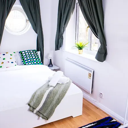 Apartament Great 2bed In Salford Quays With Water View *