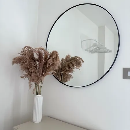 Bright And Modern Near Centre With Free Parking,wifi And Netflix Next To Old Trafford And Man United Stadium *