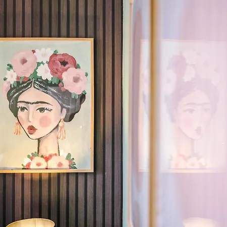 Newly Renovated 5 Bedroom Home-manchester Nyaraló