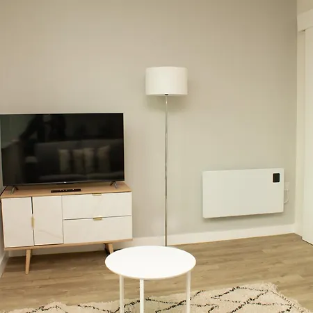 Dashing 1br Penthouse Near Mcr Stadiums *