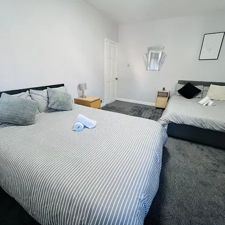 Cosy House Trafford Manchester