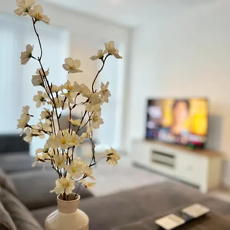 Apartamento Spacious 2 Bedroom Groundfloor *