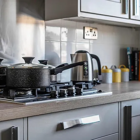 Stylish 2br Near Mcr Airport Appartamento *