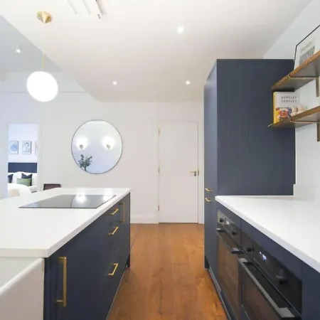 Apartment Soho By The Heim Residences
