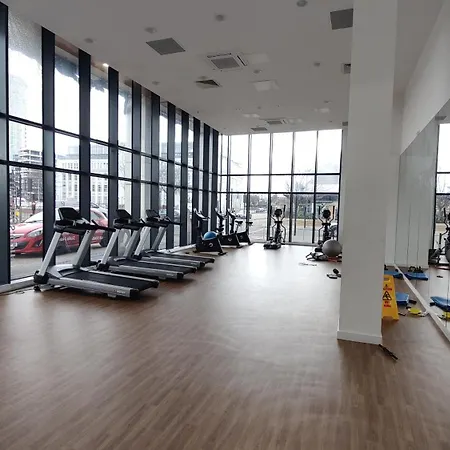 아파트 The Skyview Near Media & Old Trafford Stadium With Paid Gated Parking, 500mbps Internet & Netflix *