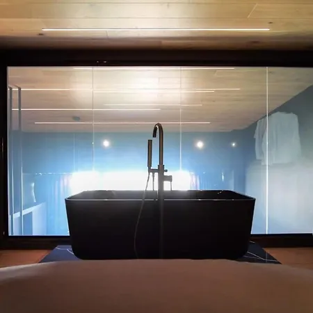 Apartment Noir By The Heim Residences Manchester