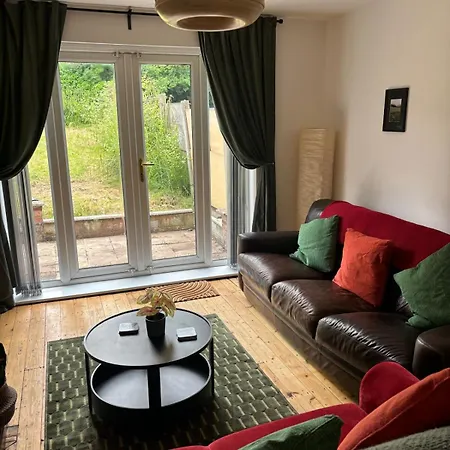 Dom wakacyjny Blackley Rustic Gem A Suburb Hideaway *