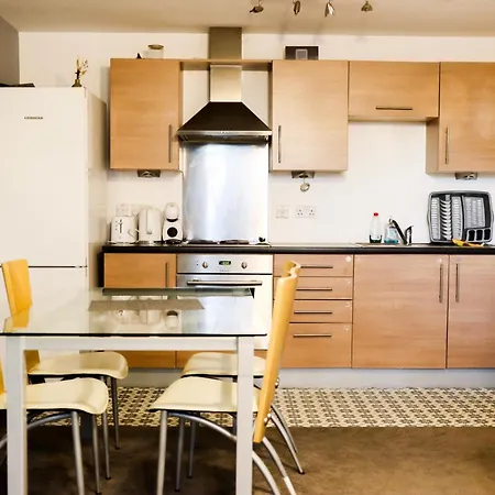 2 Bedroom By Coop Arena & Etihad Stadium *