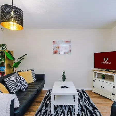 Сasa de vacaciones Cozy 3 Bed With Ps4 And Parking By Vista Short Lets