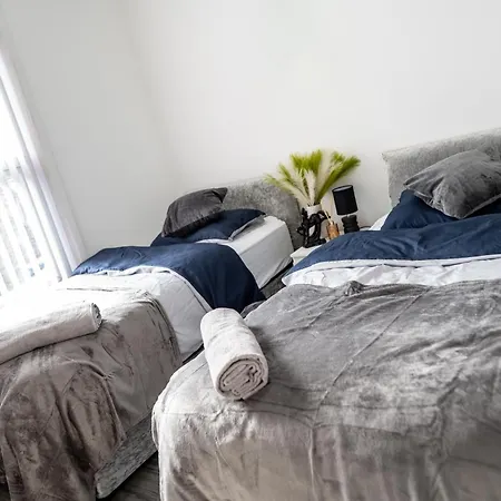 Casa vacanze Etihad, Coop Live, Old Trafford With Free Parking