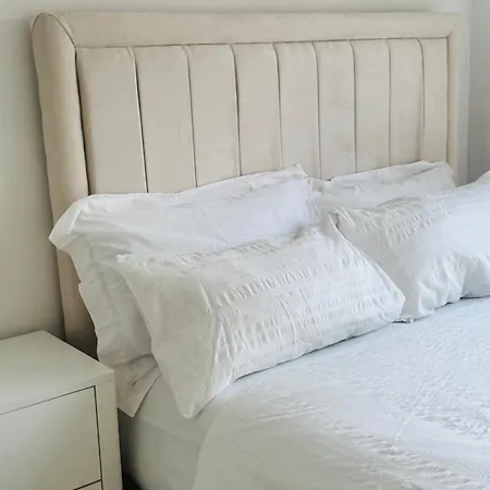 Homestay Modern New Built Kingsize Ensuite