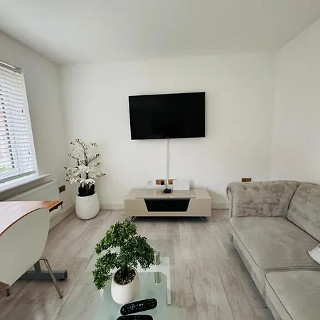 Ubytování v soukromí Modern New Built Kingsize Ensuite *