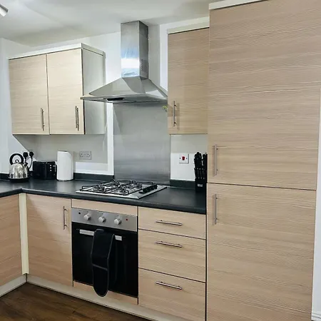 The Grounded Pearl * מנצ'סטר