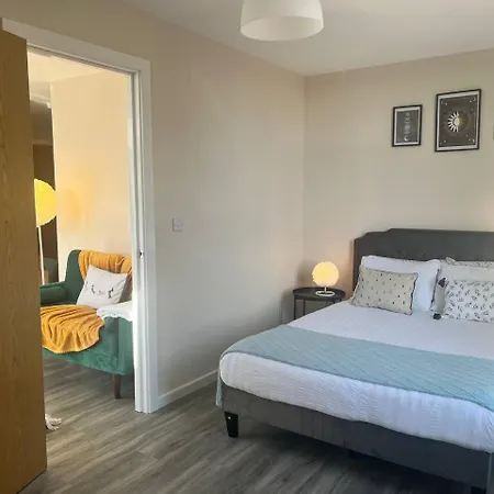 Westwwod House Apartment Manchester