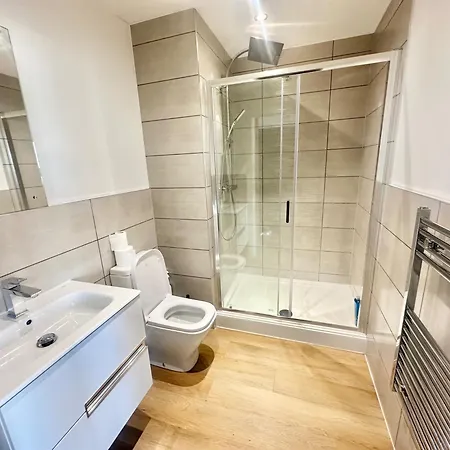 Apartamento Up To 40 Percent Off Old Trafford Modern