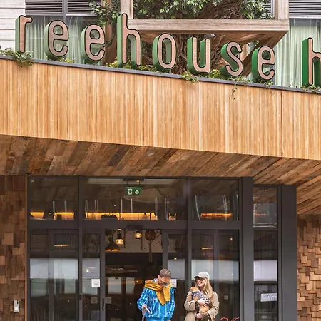 Treehouse Ξενοδοχείο