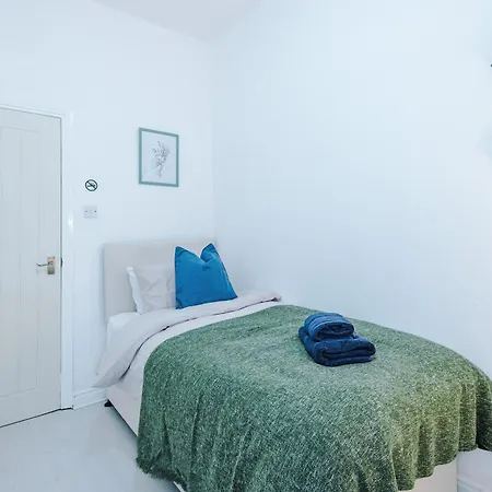 度假居 Free Parking, Games Room, Sleeps 7,