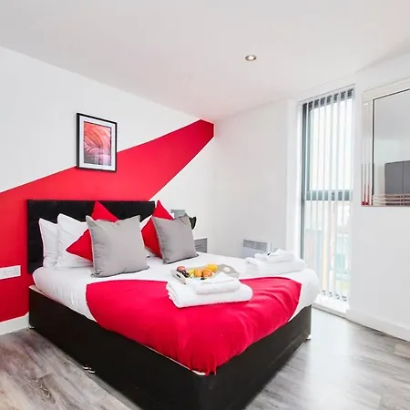 Spacious Apartment, Free Parking, Near Centre By Hass Haus * Mánchester