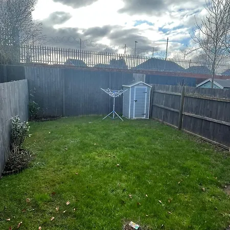 Modern 3 Bed Semi-detached Manchester