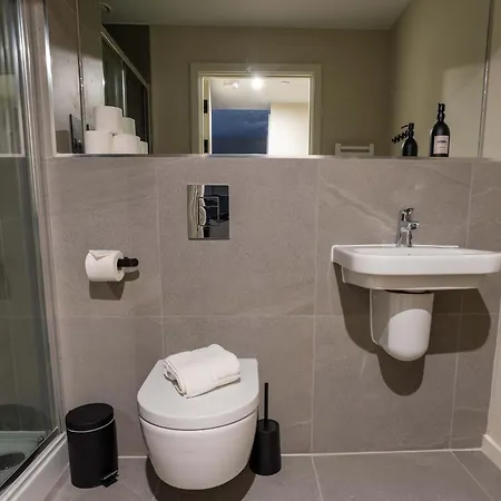 Verdana - 1bd Flat Near Centre Apartmán