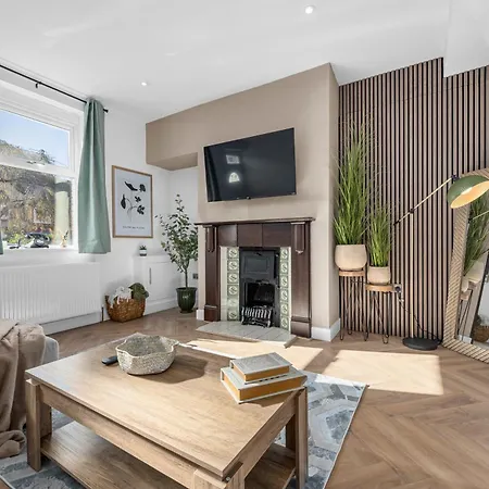 Modern Prestwich Near Heaton Park & Links Vakantiehuis *