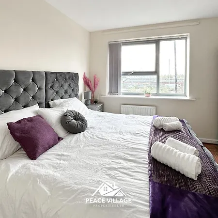 Ashton Co-living - Private Self-cater בית נופש מנצ'סטר