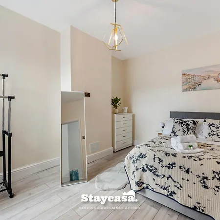 בית נופש Monton Co-living - Private Self-cater