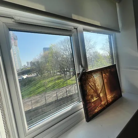 Quaint 2 Bedroom Flat In Apartmán *