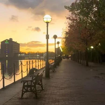 Διαμέρισμα Modern High-rise Flat In Media City! 2 Beds, 2 Baths