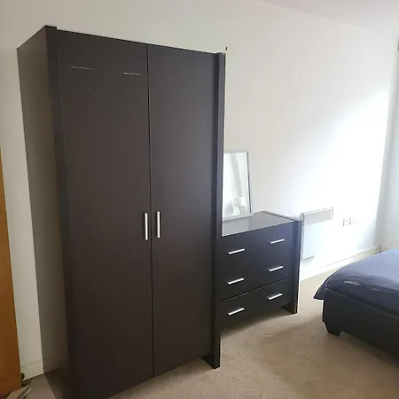 1 Bedroom Centre