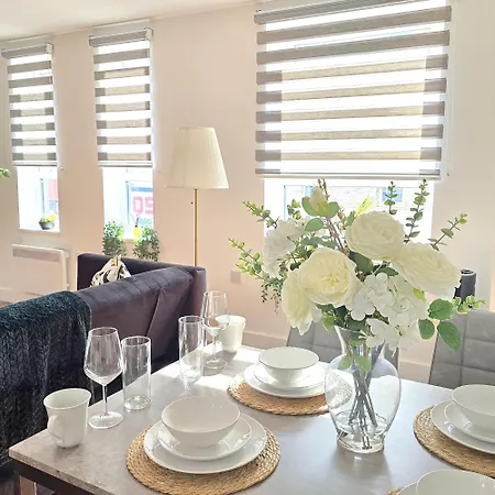 The Hidden Chapter 2 Bedrooms By Bevolve * Μάντσεστερ