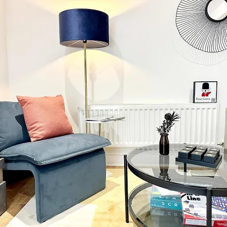 Kozy Salford 4br 9ppl 5 Mins To Centre