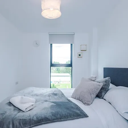 Apartamento Modern In Old Trafford, Balcony, Sleeps6