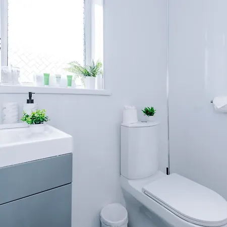 Cosy 3bd Near Etihad And Coop Live - Free Parking! Манчестер