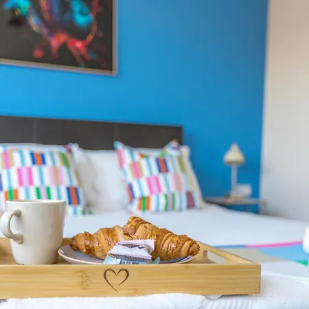 Spacious 4-bed Free Parking Short Or Long Dom wakacyjny *