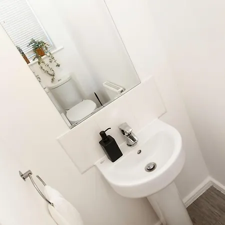 Apartamento Bright & Luxurious With Garden *