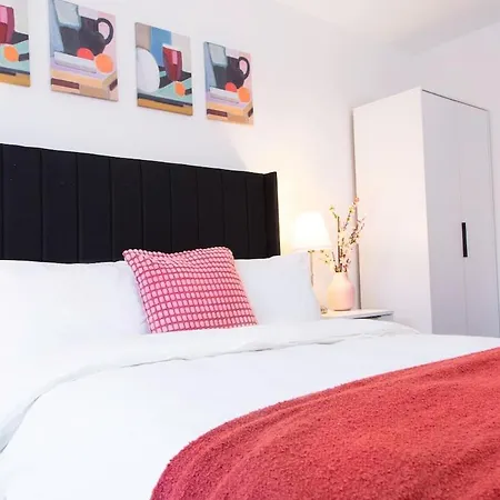 Apartamento Bright & Luxurious With Garden *