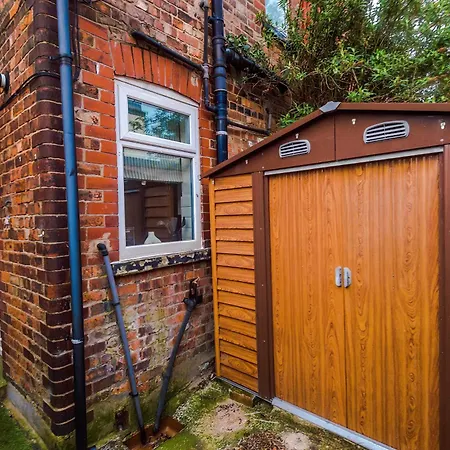 Stunning 3bedroom Home, Game Room, Free Parking, Fully Stocked, Sleeps 8 Apartamento Manchester