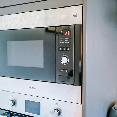 アパート Stunning 3 Bedroom In Stretford, Game Room, Summer House, Smart Tv, Driveway *