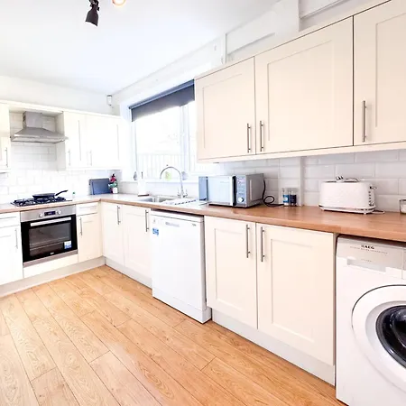 Etihad Stadium - Contractor & Business Holiday home Manchester