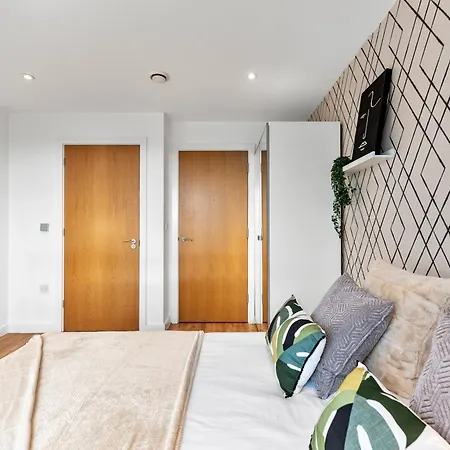 Stylish Penthouse - Parking- Gym * Mánchester
